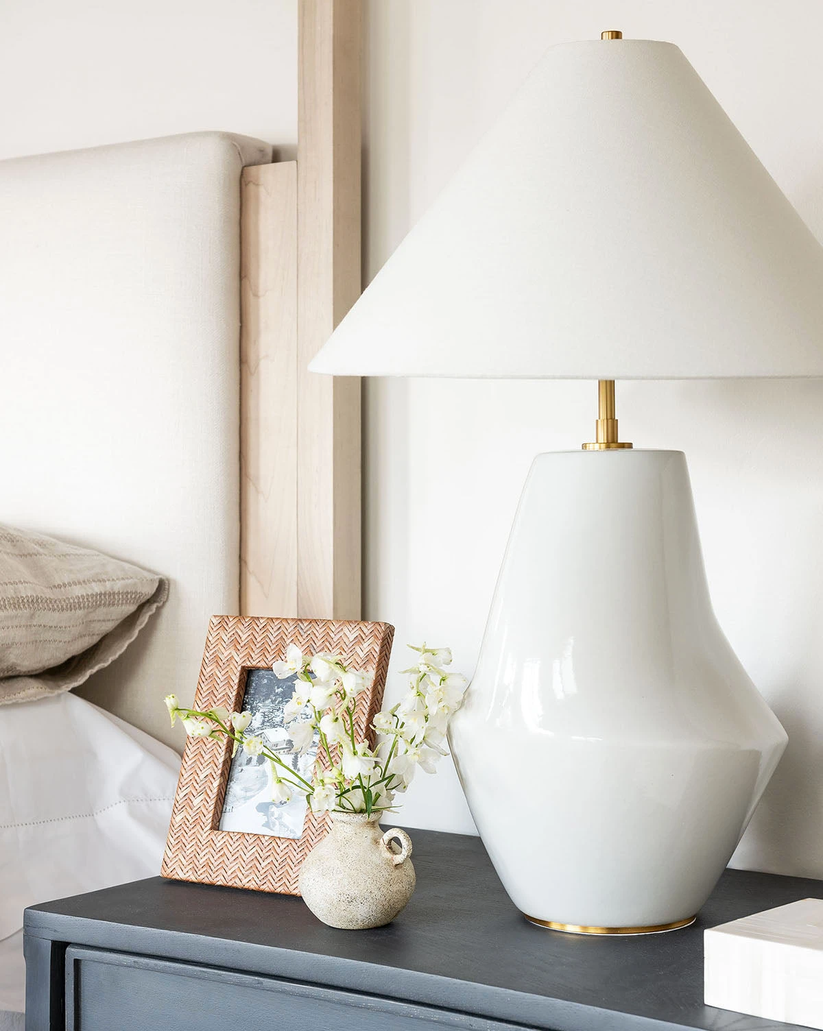 Contour Table Lamp - Image 2